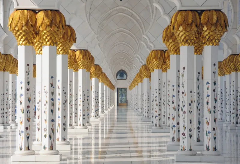 XXL Pieces - Sheikh Zayed Mosque in Abu Dhabi, United Arab Emirates