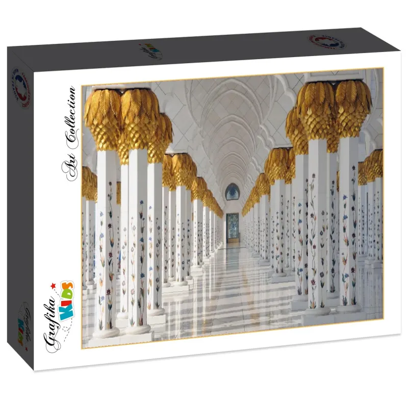 Sheikh Zayed Mosque in Abu Dhabi, United Arab Emirates