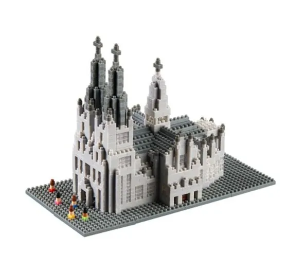 Nano 3D Puzzle - Cologne Cathedral (Level 5)