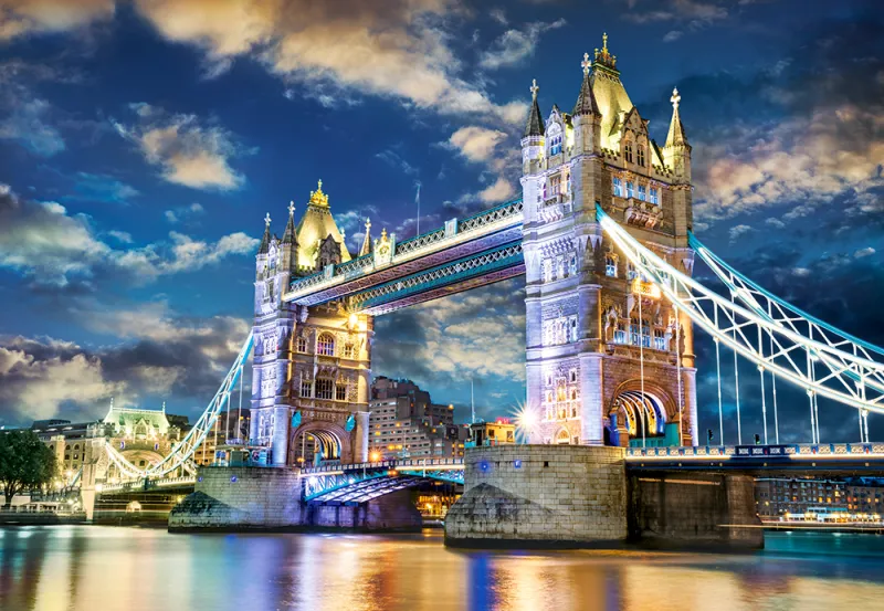Tower Bridge - London - England