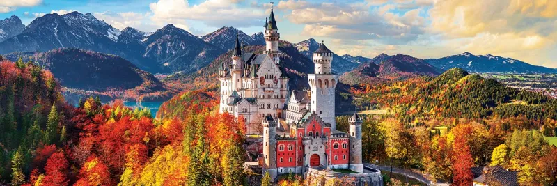 Neuschwanstein in Fall