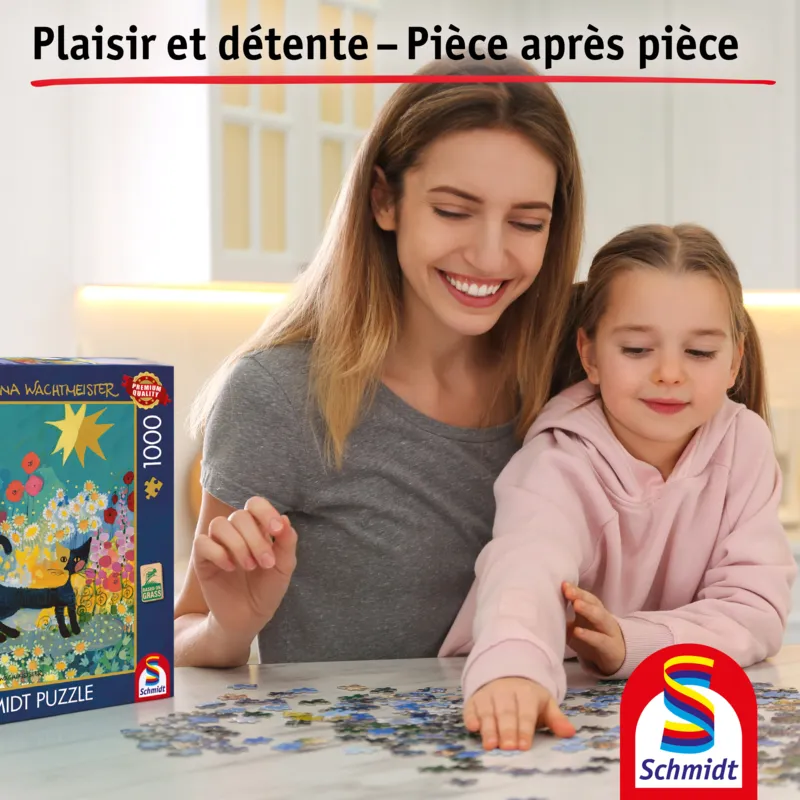 Chat dans une mer de fleurs