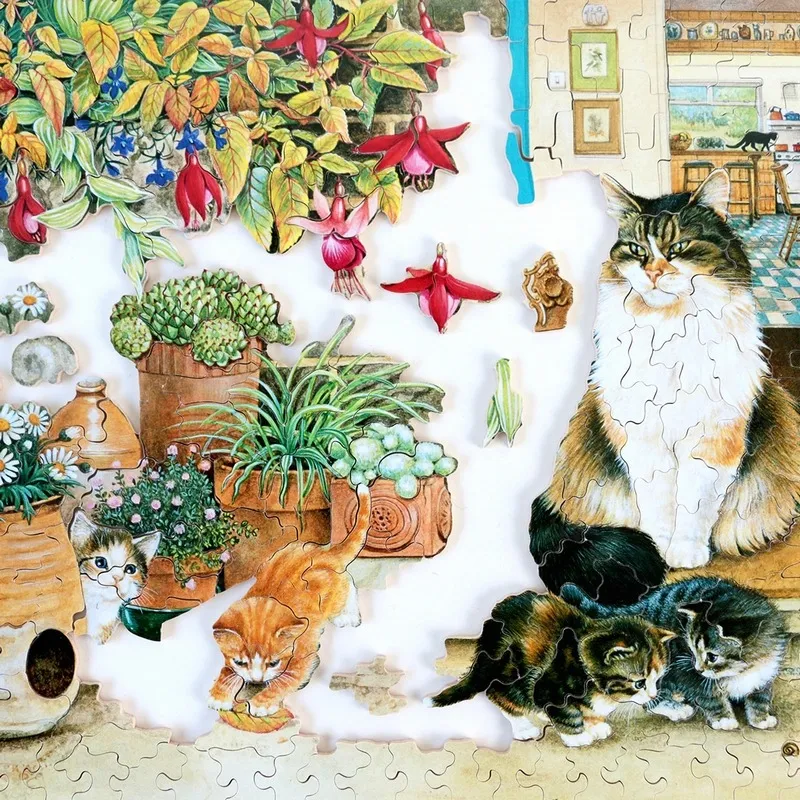 Hand-cut wooden puzzle - Agneatha And Her Kittens
