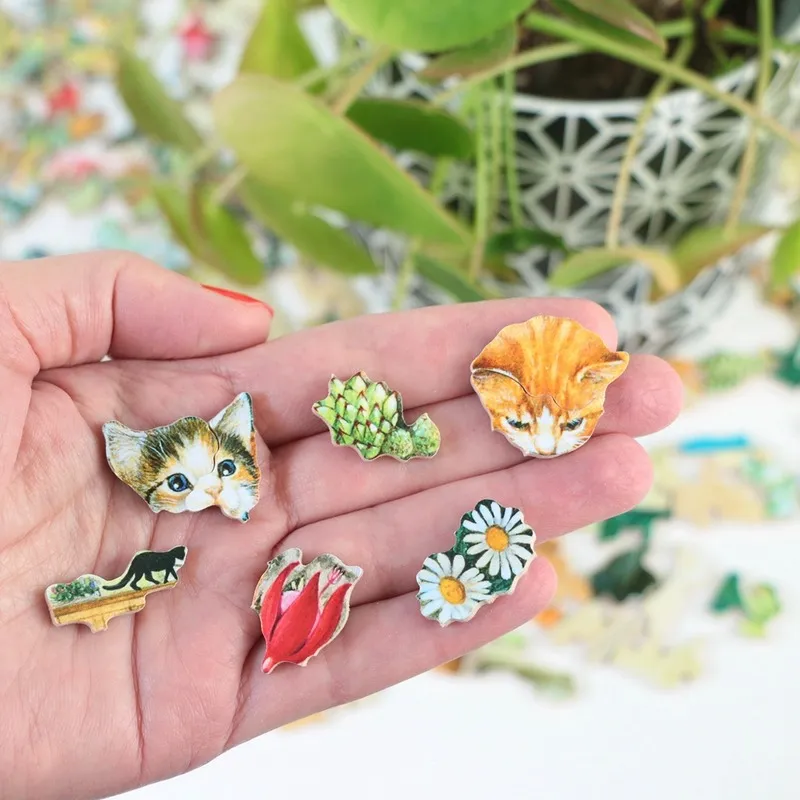 Hand-cut wooden puzzle - Agneatha And Her Kittens