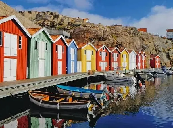 XXL Pieces - Feel Well & Puzzle - Colorful Houses In Sweden