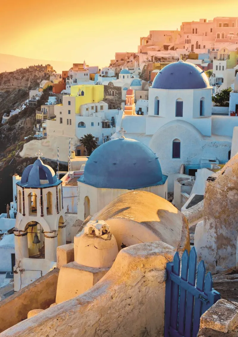 Photo Odyssey: Town of Oia, Santorini