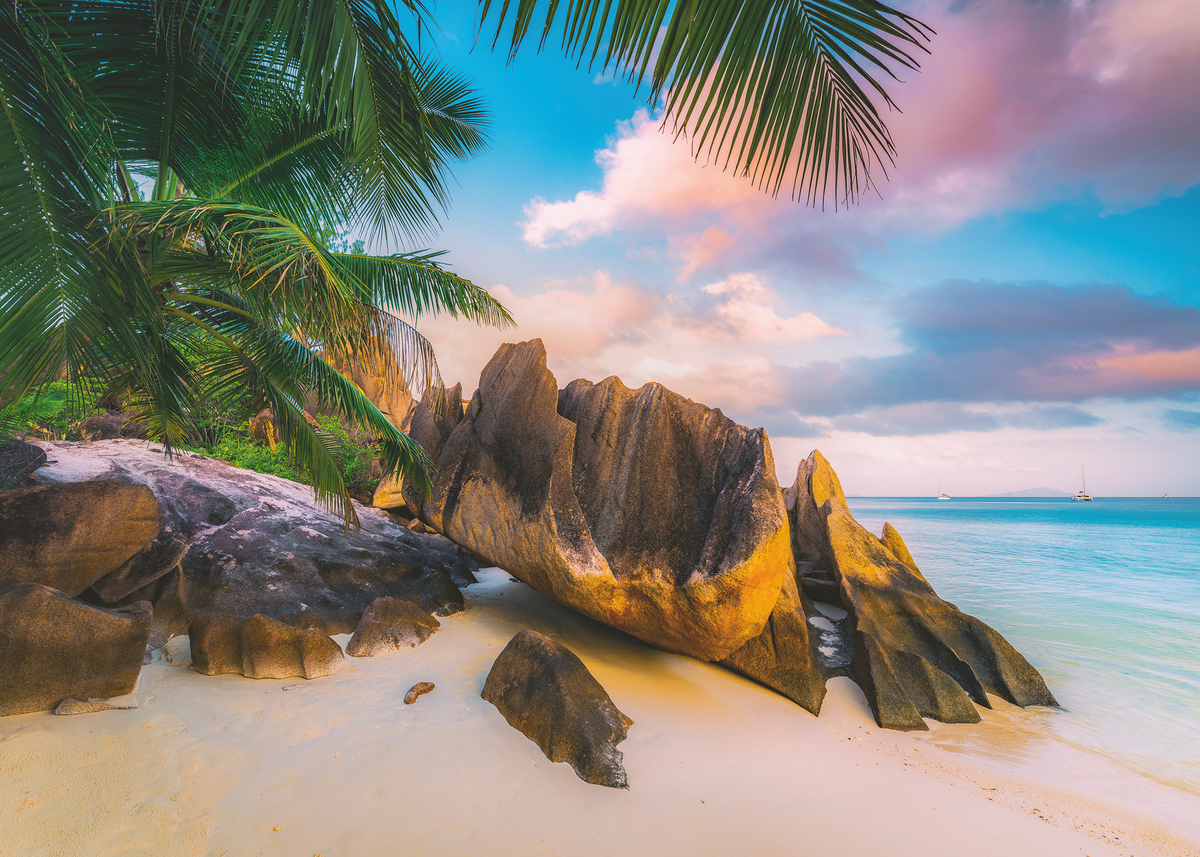 Beautiful Islands - Seychelles