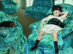Mary Cassatt : Little Girl in a Blue Armchair